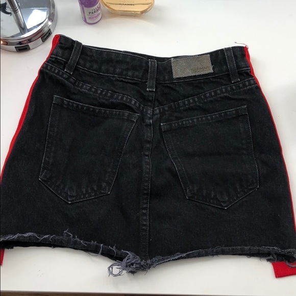 CARMAR LF RED STRIPED SKIRT - Picture 4 of 5